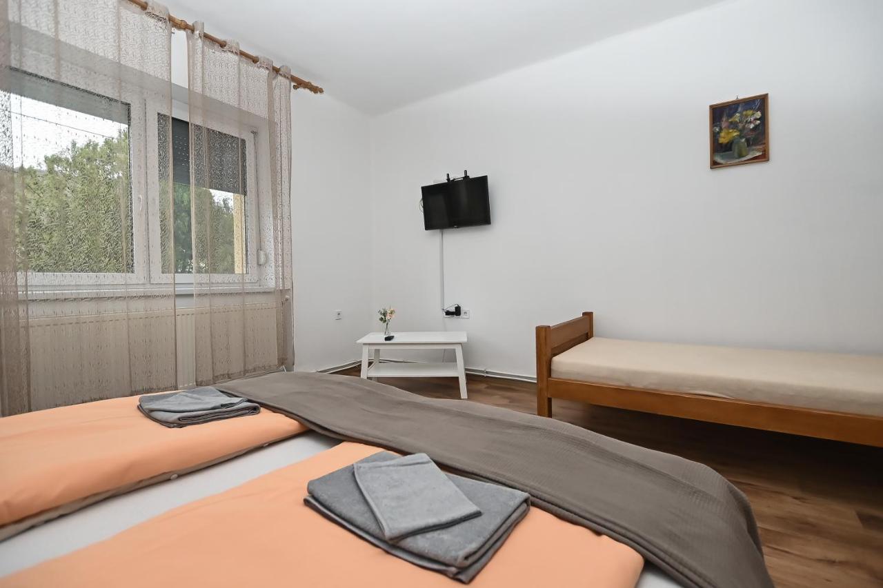Hotel Rozsa Vendeghaz Tokaj Exterior foto