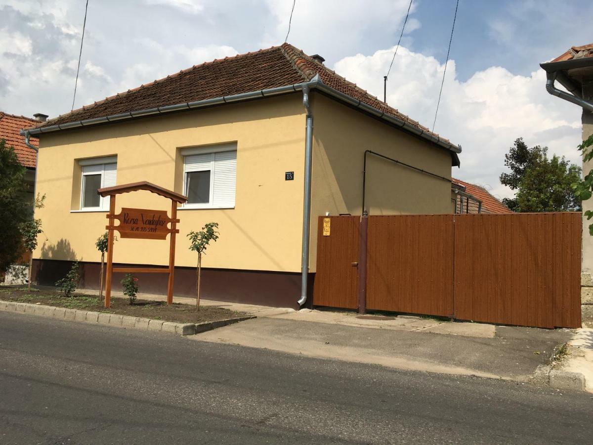 Hotel Rozsa Vendeghaz Tokaj Exterior foto