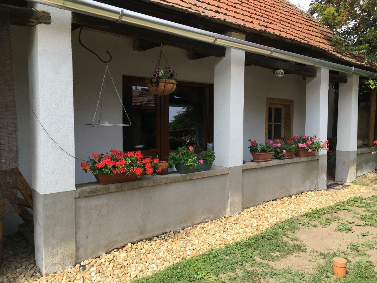 Hotel Rozsa Vendeghaz Tokaj Exterior foto